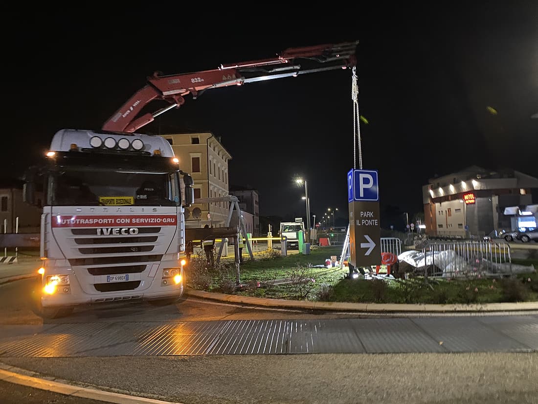 Trasporto con servizio grù — foto 4
